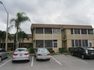 87 Saxony Cir #B, Delray Beach, FL 33446