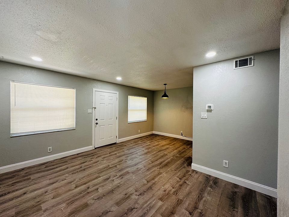 Living / Dining Room