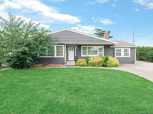 14 Lois Ln Photo 1