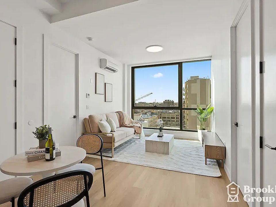 1st image of 556 Baltic St #510