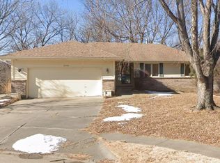 10366 Franklin Cir, Omaha, NE 68114