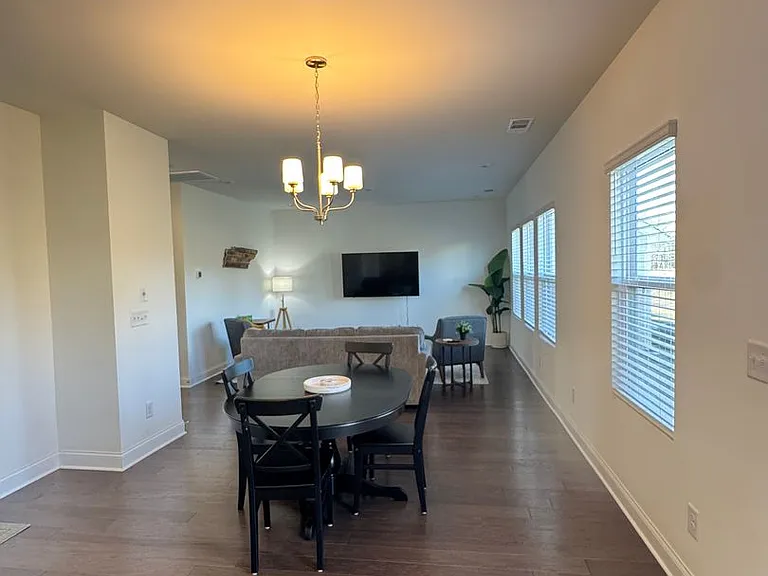 2104 Creekland View Blvd — Photo 9