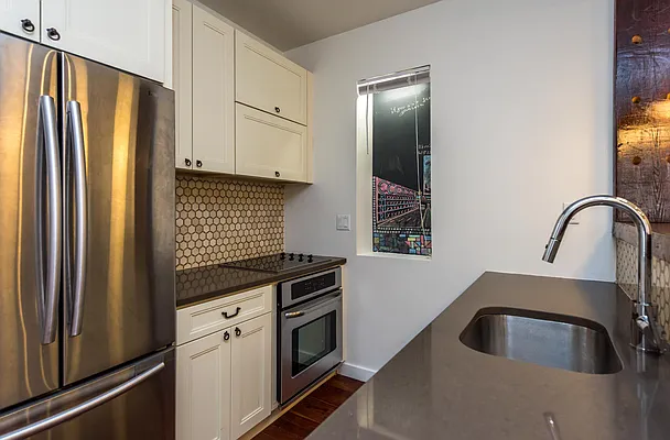 Rented by Nooklyn NYC LLC | media 36