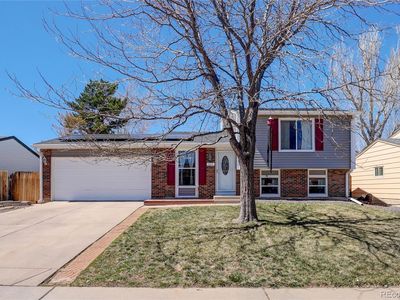165 Hancock Court, Bennett, CO, 80102