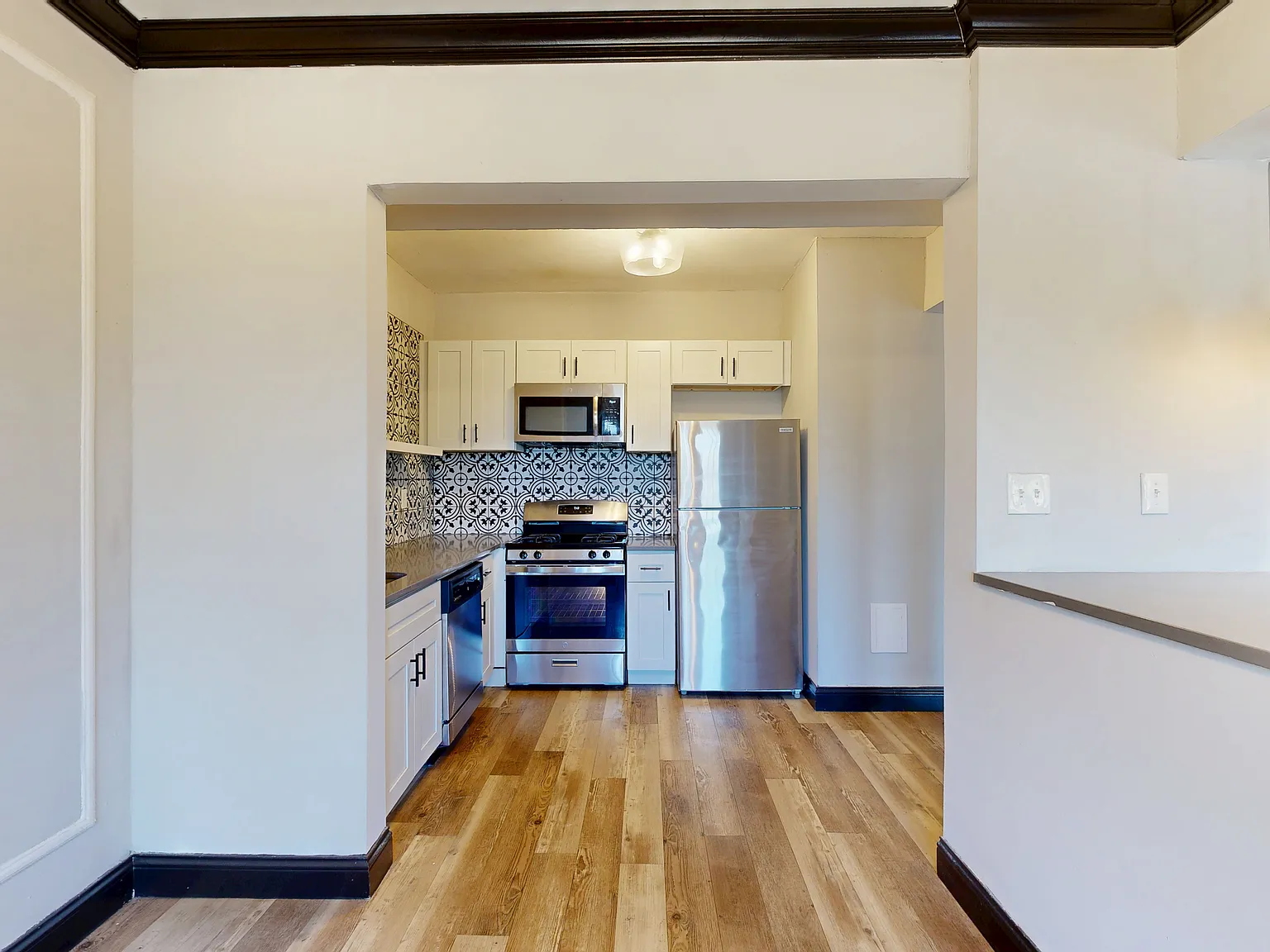 1 bed, $1,100 — Photo 3