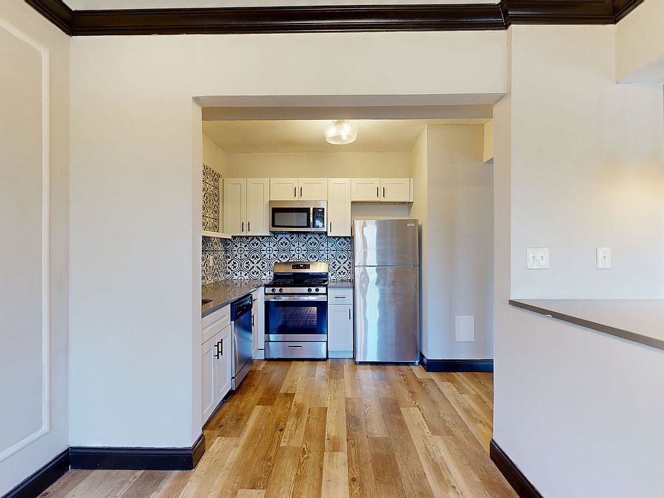 Kitchen: 1 Bedroom at Saum