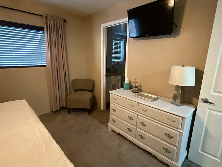 201 Riverfront Dr #18 — Photo 11