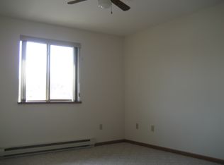 1023 Plum St APT 10, Reedsburg, WI 53959