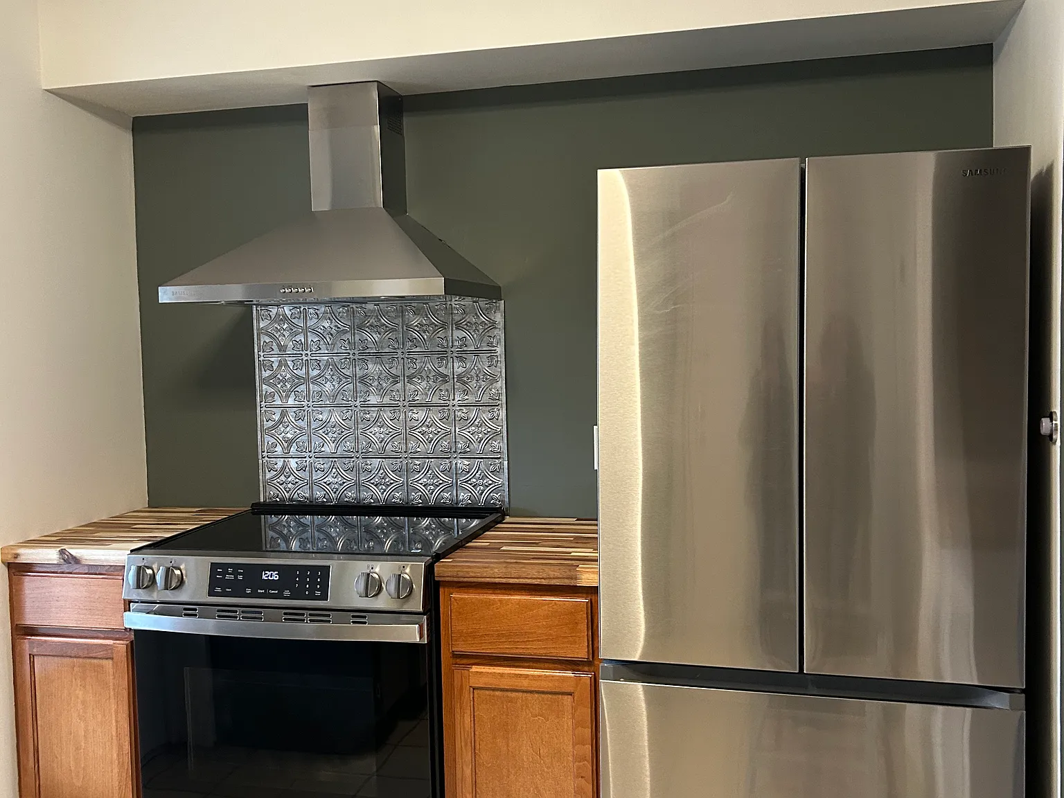 2 bed, 1400 sqft, $2,250 — Photo 1