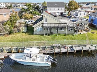 35 W Mullica Rd, Little Egg Harbor, NJ 08087