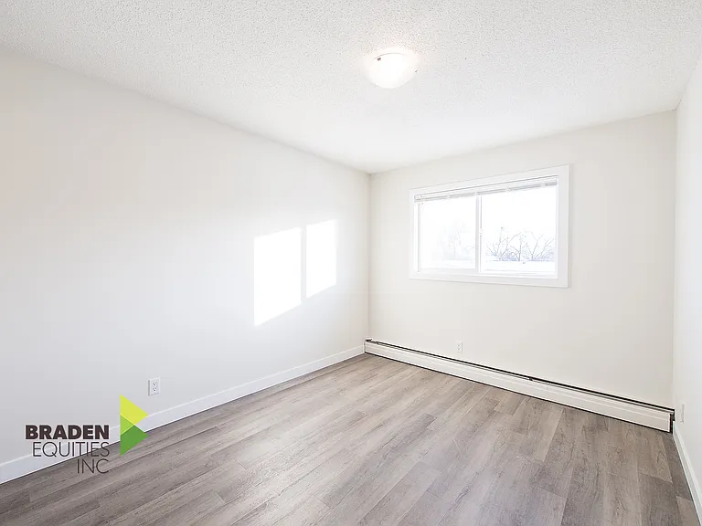 10717 81st Ave NW — Photo 6