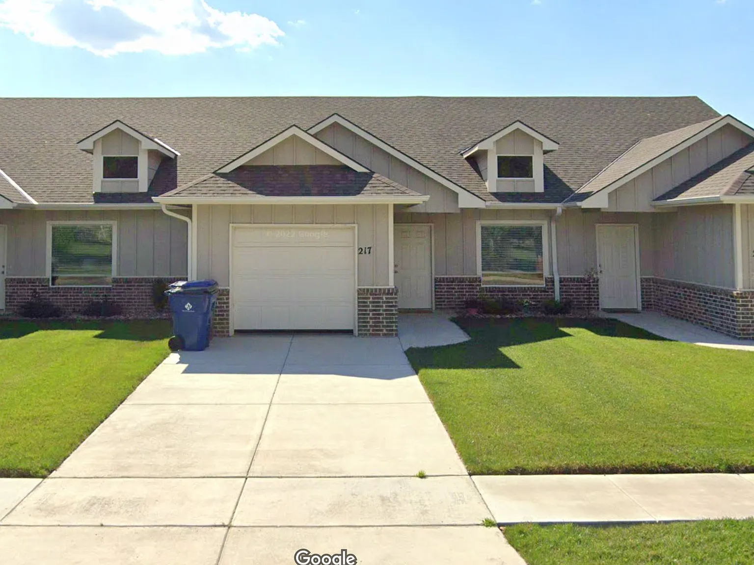 2 bed, 1200 sqft, $1,300 — Photo 4