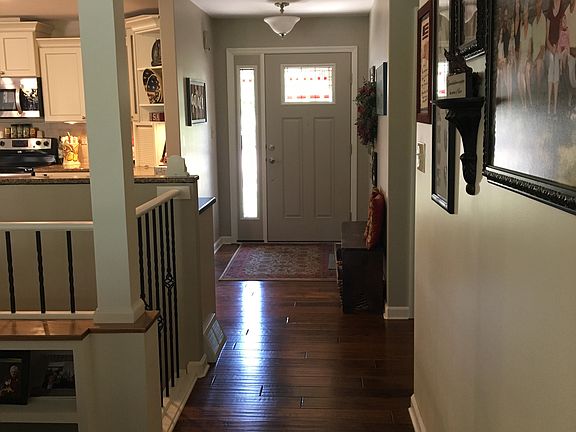 3rd image of 2260 Eisenhower Dr