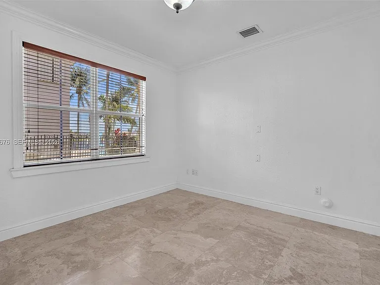 2155 SW 156th Ct — Photo 18