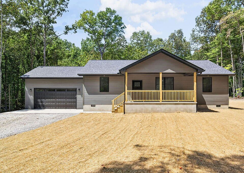 1st image of 1020 Fox Ridge Dr