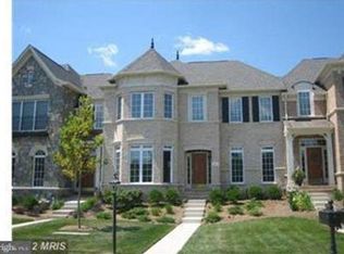 24907 Pinebrook Rd, Chantilly, VA 20152