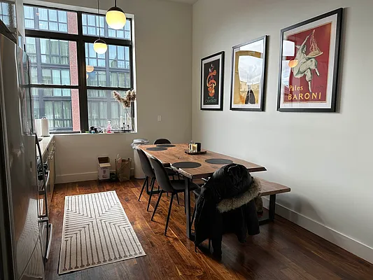 Rented by EXR | media 8