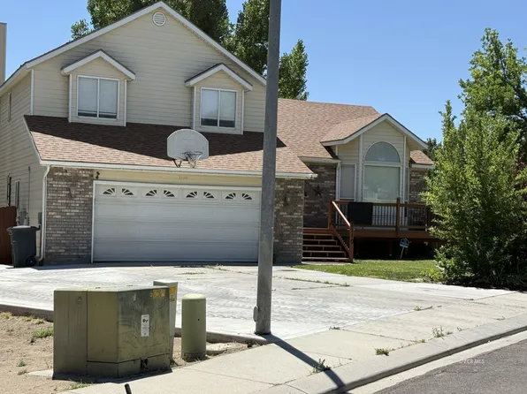 2110 Sierra Cir, Elko, NV 89801