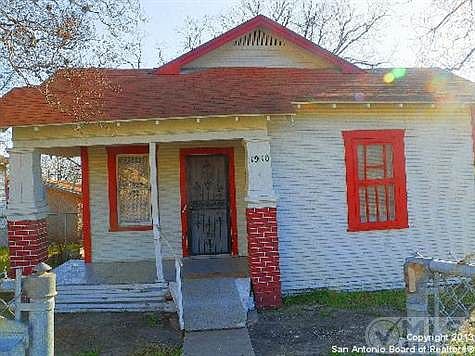 1st image of 1910 W Poplar St