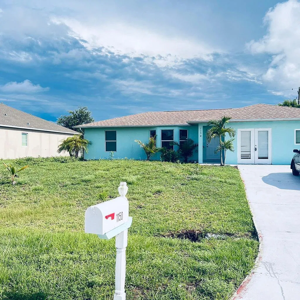 4 bed, 2.0 bath, 1499 sqft, $2,500 — Photo 1