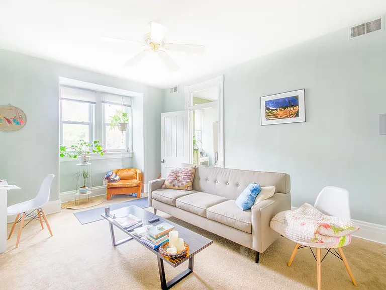 545 Milton St #4 — Photo 6