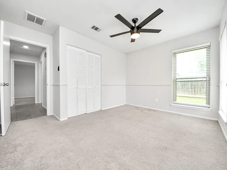 17011 Dusty Mill Dr W — Photo 12