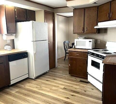 2nd image of 645 Dede Drive