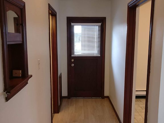 4th image of 24 Auburn Way S APT 2
