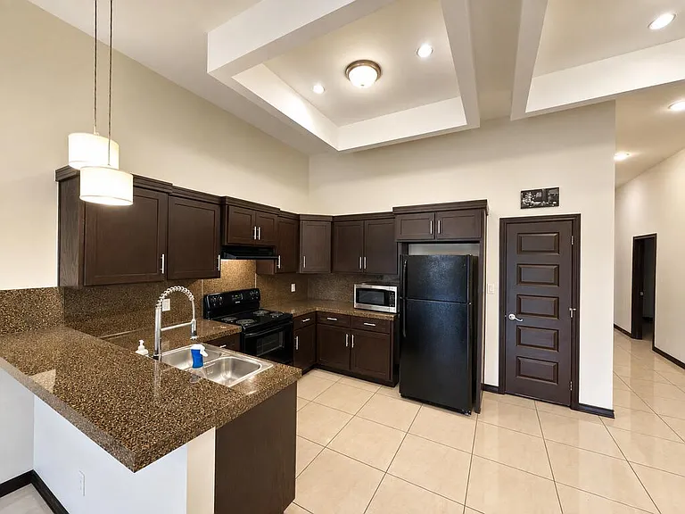 6693 Garden Woods Ave — Photo 12