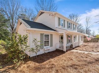 2716 Asbury Ter, Greensboro, NC 27408