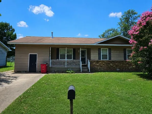 319 Crowe St, Sikeston, MO 63801