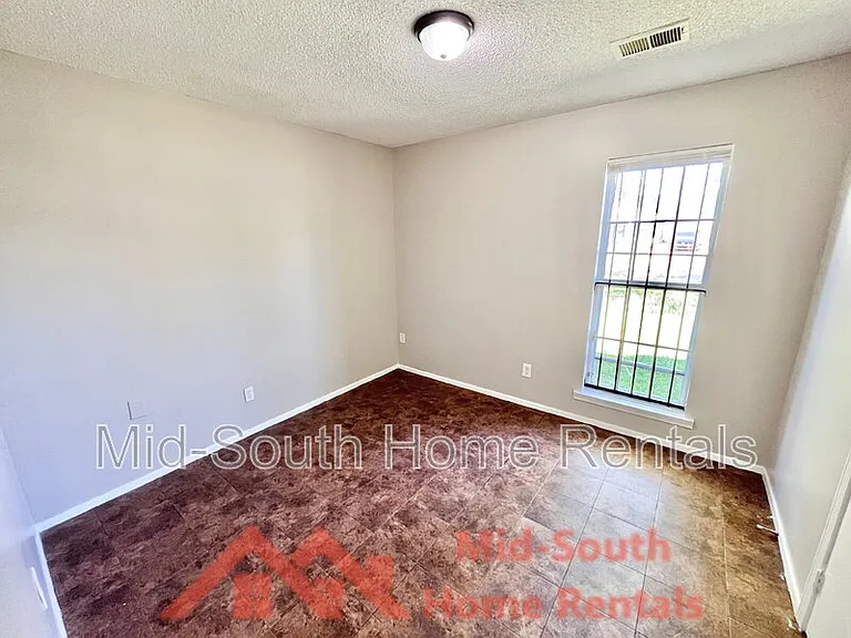 4258 Briarberry Ln — Photo 11