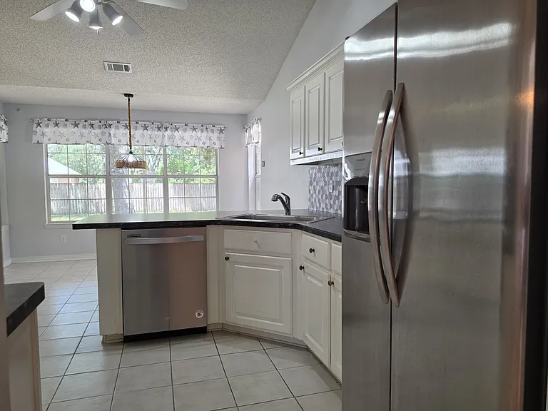 6900 Calle De Caballero — Photo 13