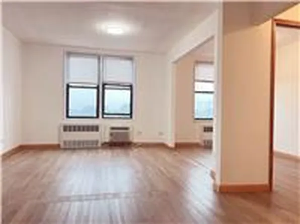 152-72 Melbourne Avenue image 7 of 13