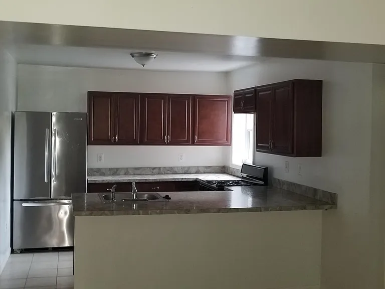 2602 Maryland Ave — Photo 5