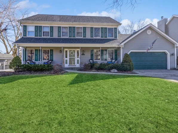 2486 Knowlton Dr, Dundee, IL 60118