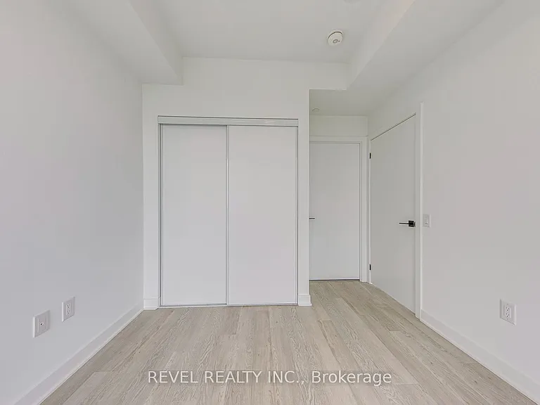 2782 Barton St E #1107 — Photo 27