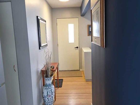 3rd image of 126 S Springwood Dr SW