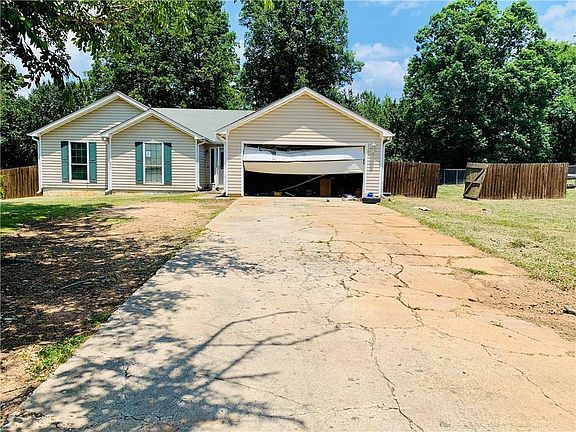 2nd image of 236 Northbridge Dr