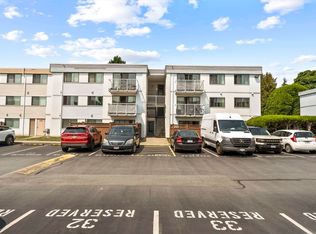 7180 Lindsay Rd #110, Richmond, BC V7C 3M6