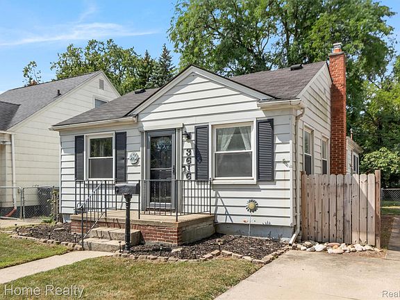 2nd image of 3616 Williams St