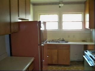 2nd image of 104 S Stevens St