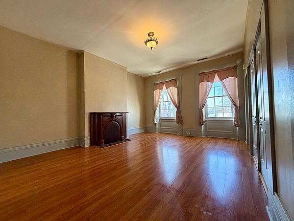 3rd image of 216 S 9th St APT B