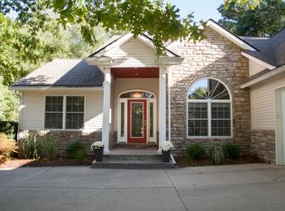 5491 Lenard Cir, Howell, MI 48843