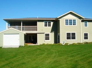 5227 County Rd S, Oshkosh, WI 54904