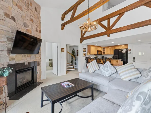 19 Village Lodge Road #409, Stratton, VT 05155