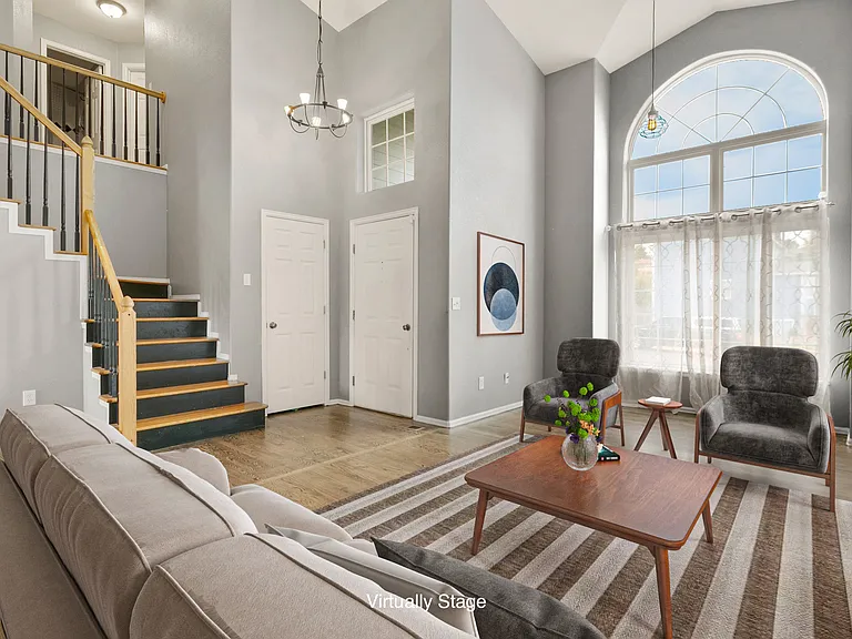 2510 Brenton Dr — Photo 10