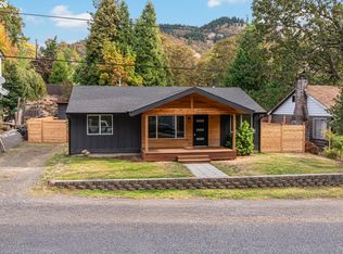 646 SE Oak St, White Salmon, WA 98672