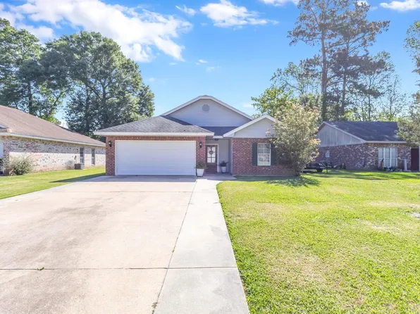 435 Needles St, Vidor, TX 77662