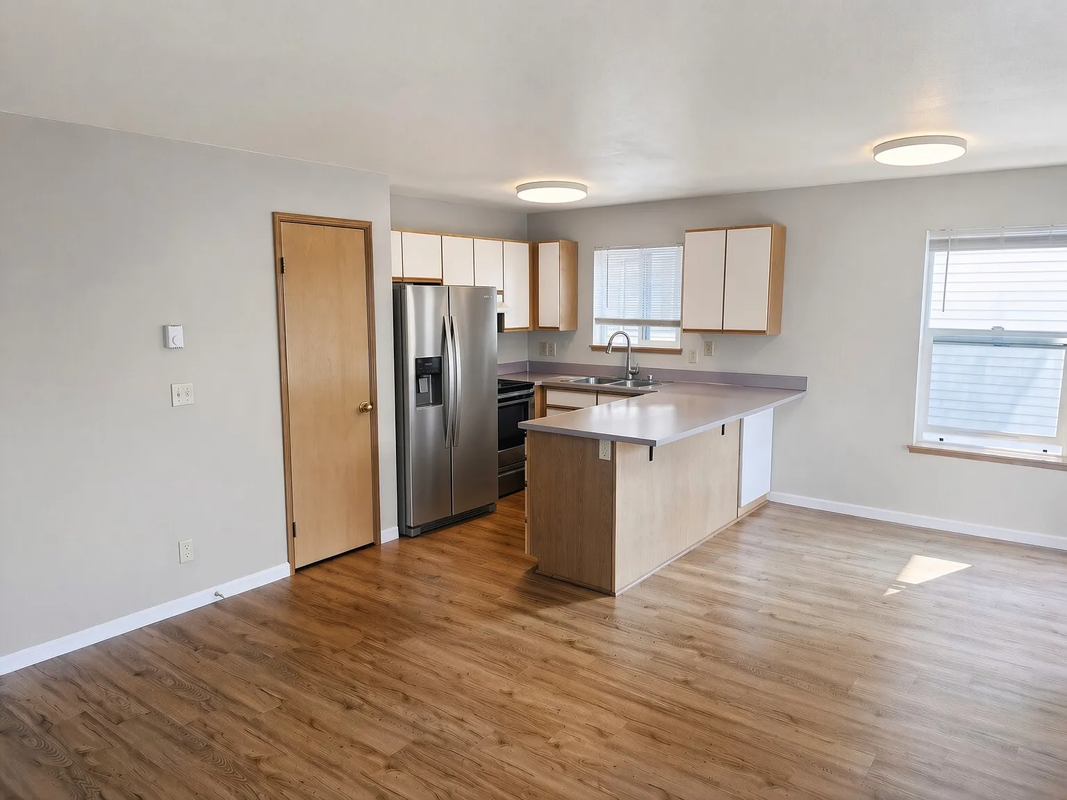 1 bed, 796 sqft, $1,850 — Photo 2